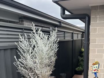 Louvre Fence Extension Kit – 300 mm