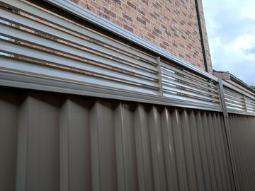 Colorbond Fence Panel with 300mm LOUVRE Inserts