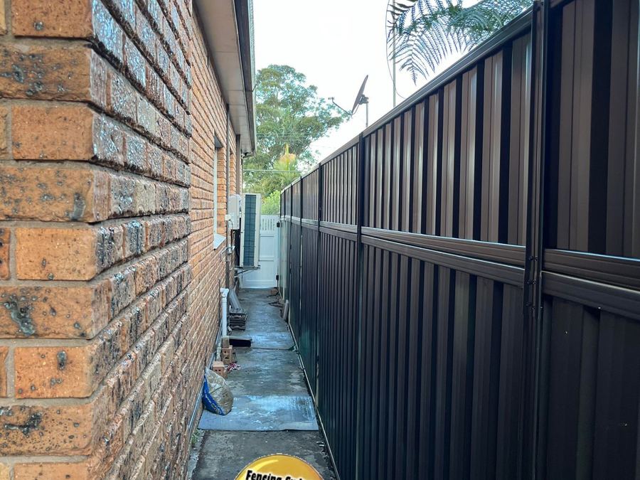 Solid Sheet Fence Extension Kit – 600 mm