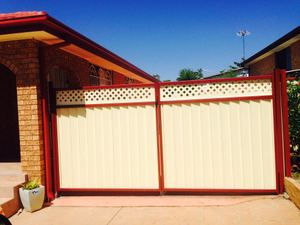 Colorbond double gate with lattice