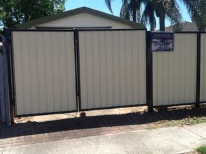 Colorbond double gate, Primrose sheeting with Ebony frame, Mount Druitt
