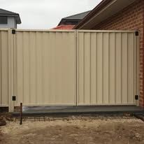 Cream Colorbond double gate